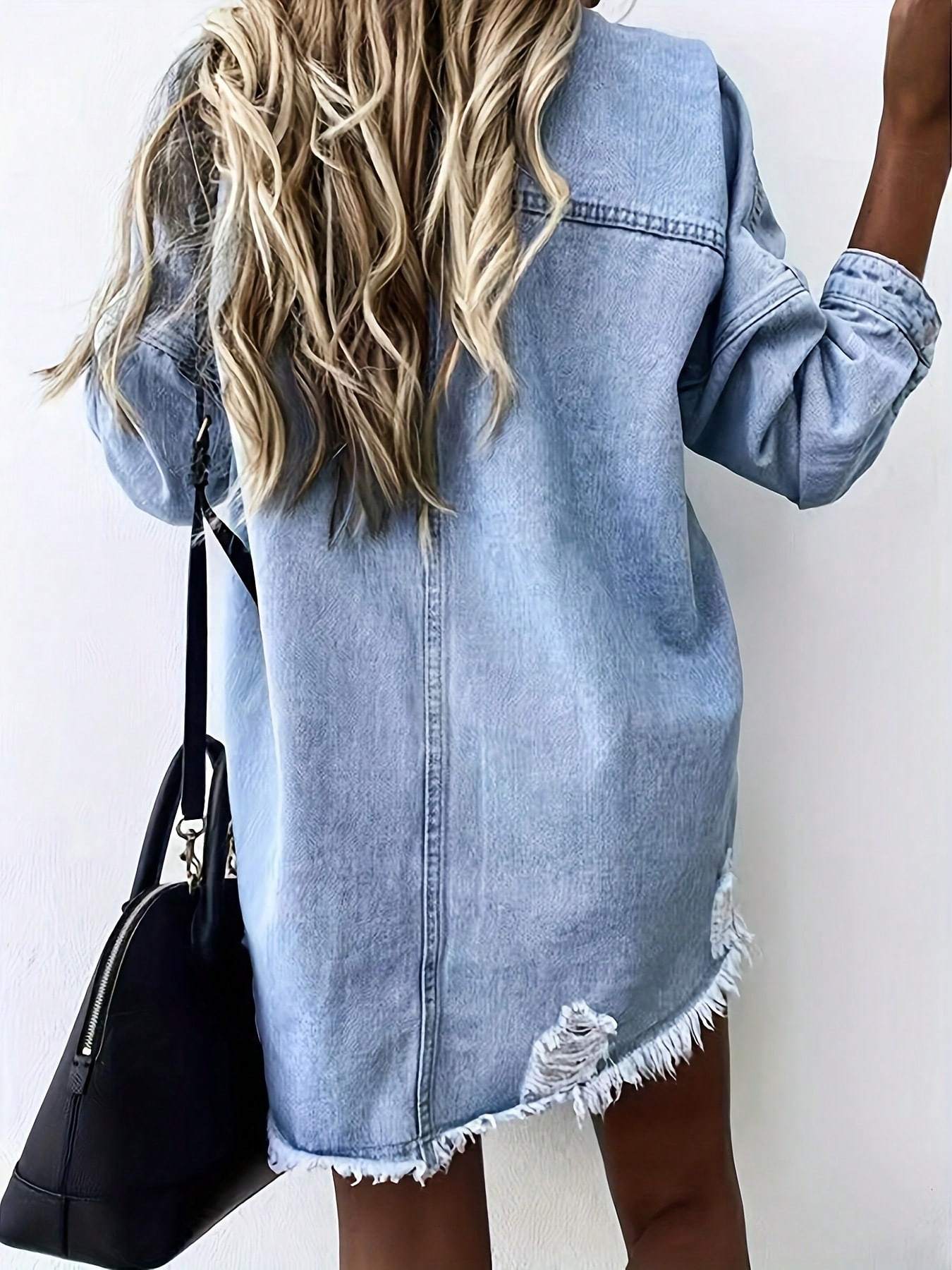 A Multifunctional Denim Jacket For Women's Denim Clothing