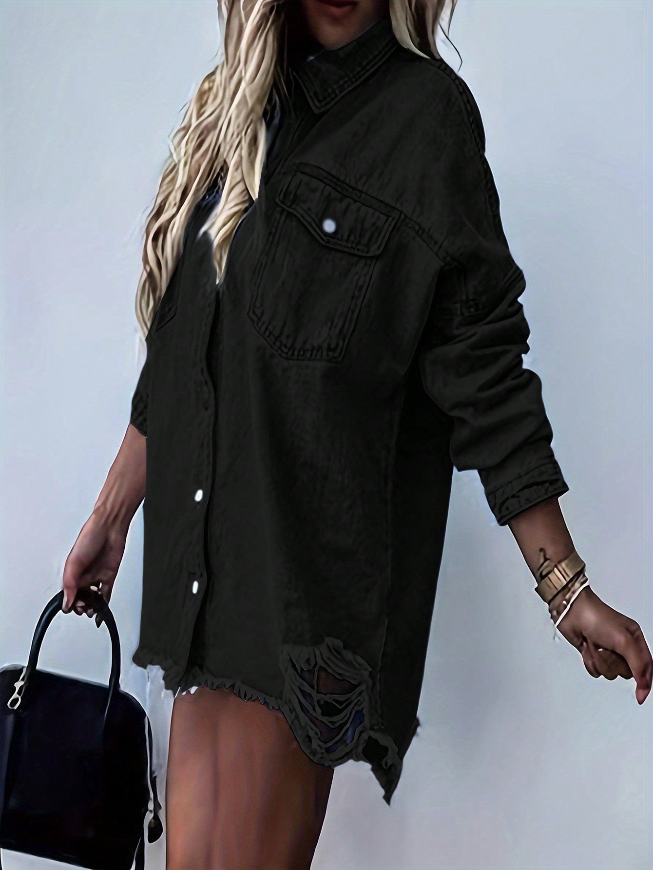 A Multifunctional Denim Jacket For Women's Denim Clothing